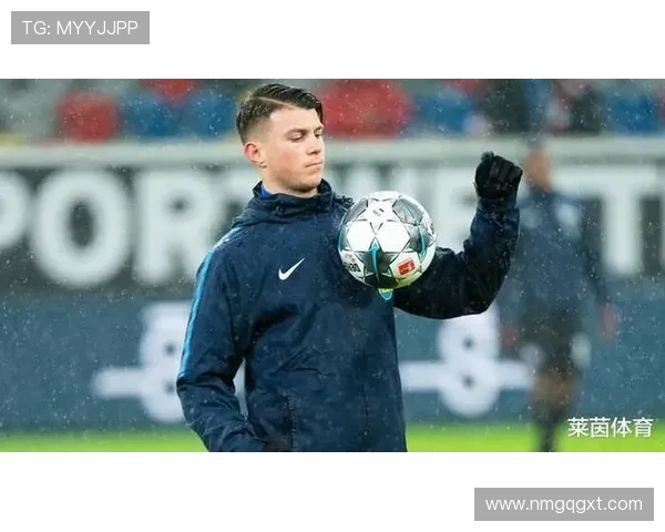 哈维：从天才少年到足坛传奇，传奇背后的奋斗与坚持