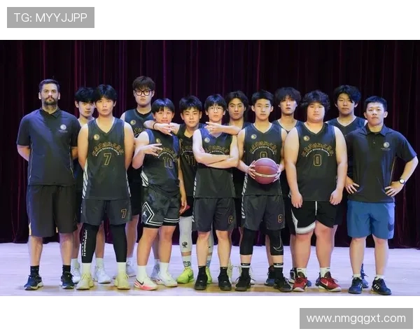 探索新时代篮球运动员成长路径与竞技精神全面提升策略发展趋势分析