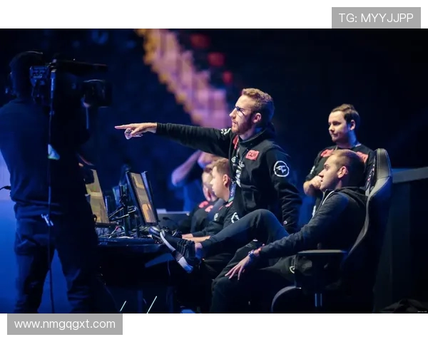 LNG在CSGO比赛中的控制策略分析与得失总结