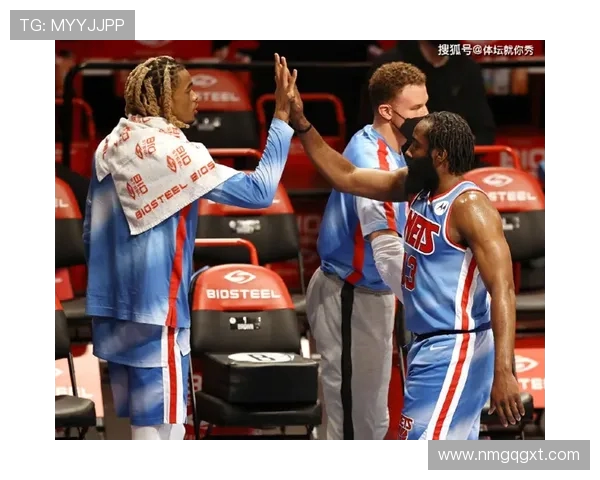 赛后分析：上海篮球队与武汉篮球队的默契配合与战术执行探讨