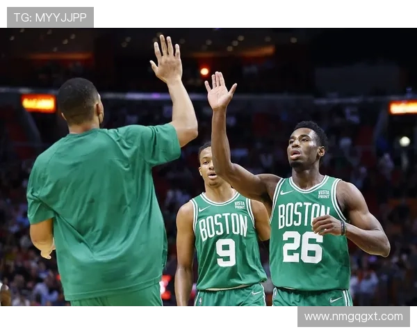 小牛队对决凯尔特人队NBA焦点战役精彩回顾与分析 小牛队对决凯尔特人队NBA焦点战役精彩回顾与分析